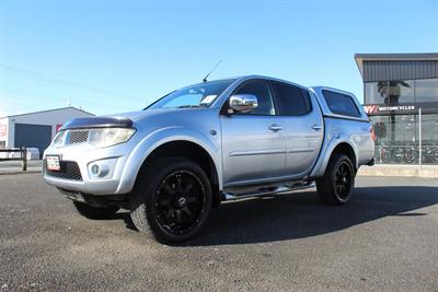 2013 Mitsubishi Triton - Thumbnail