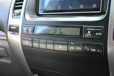 2004 Toyota Landcruiser Prado - Thumbnail