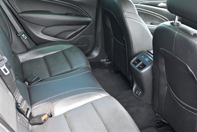 2019 Holden Commodore - Thumbnail