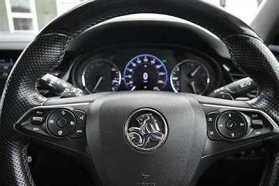 2019 Holden Commodore - Thumbnail