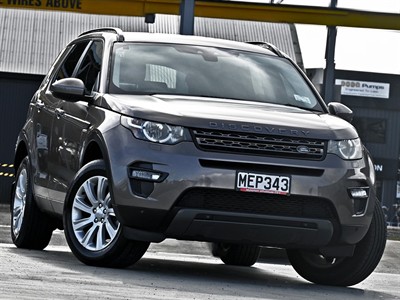 2015 Land Rover Discovery - Thumbnail