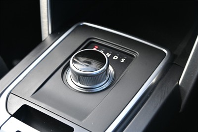 2015 Land Rover Discovery - Thumbnail