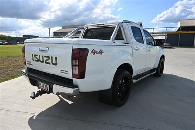 2018 Isuzu D-Max - Thumbnail