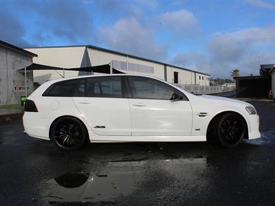 2008 Holden Commodore - Thumbnail