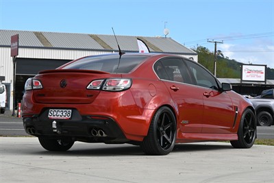 2016 Holden Commodore - Thumbnail