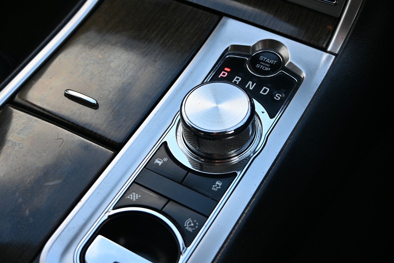 2013 Jaguar Xf