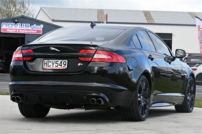 2013 Jaguar Xf - Thumbnail