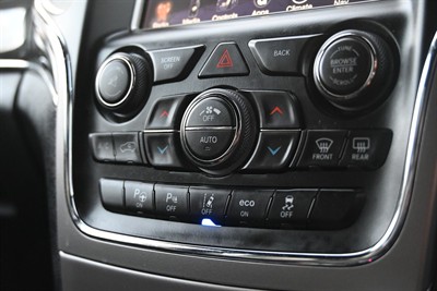 2017 Jeep Grand Cherokee - Thumbnail