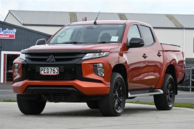 2022 Mitsubishi Triton - Thumbnail