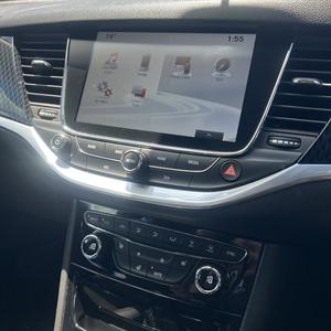 2017 Holden Astra - Thumbnail