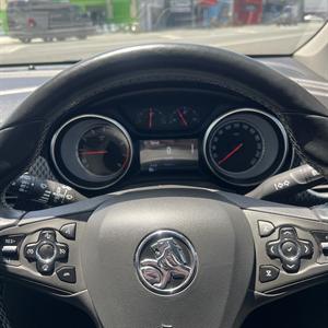 2017 Holden Astra - Thumbnail