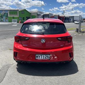 2017 Holden Astra - Thumbnail