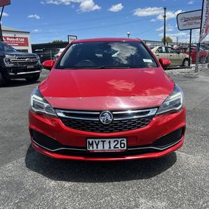 2017 Holden Astra - Thumbnail