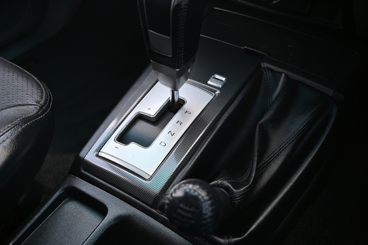 2015 Mitsubishi Challenger