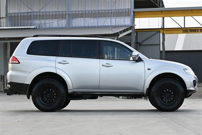 2015 Mitsubishi Challenger - Thumbnail