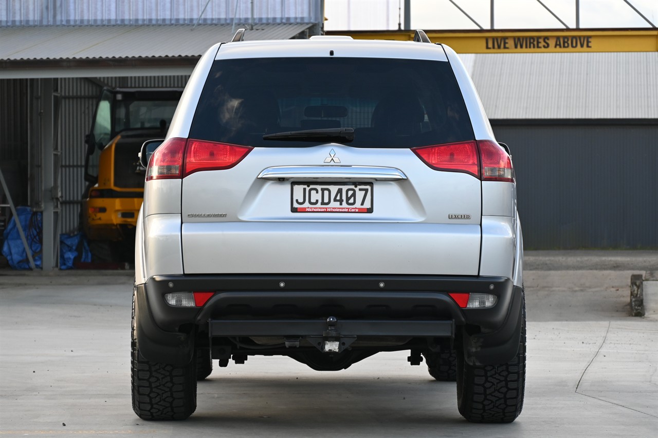 2015 Mitsubishi Challenger