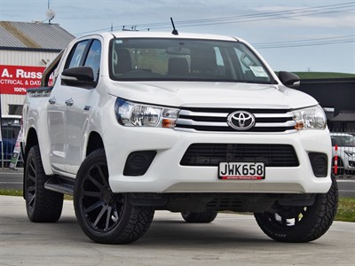 2016 Toyota Hilux - Thumbnail