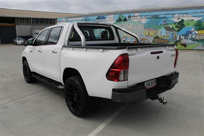 2016 Toyota Hilux - Thumbnail