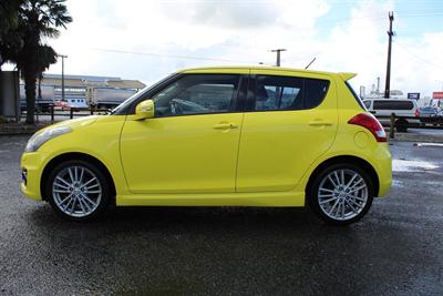 2015 Suzuki Swift - Thumbnail
