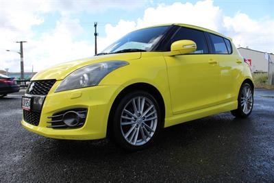 2015 Suzuki Swift - Thumbnail