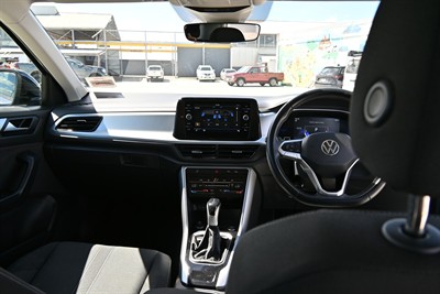 2022 Volkswagen T-Roc - Thumbnail