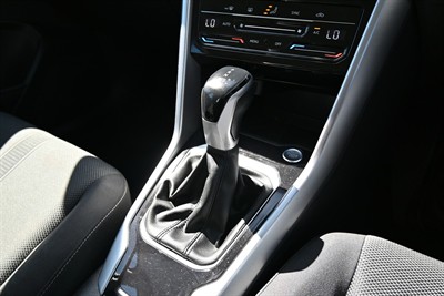 2022 Volkswagen T-Roc - Thumbnail