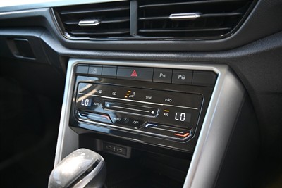 2022 Volkswagen T-Roc - Thumbnail