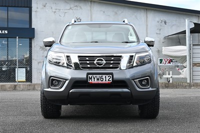 2020 Nissan Navara - Thumbnail