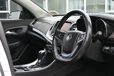 2017 Holden Commodore - Thumbnail