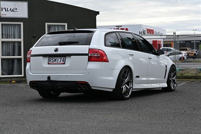 2017 Holden Commodore - Thumbnail