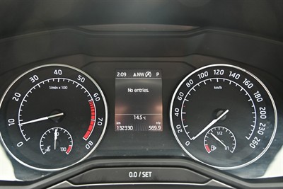2017 Skoda Superb - Thumbnail