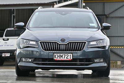 2017 Skoda Superb - Thumbnail