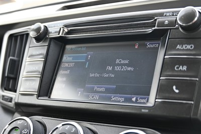 2015 Toyota Rav4 - Thumbnail