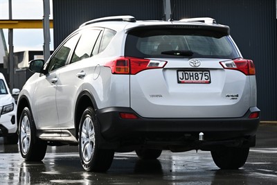 2015 Toyota Rav4 - Thumbnail