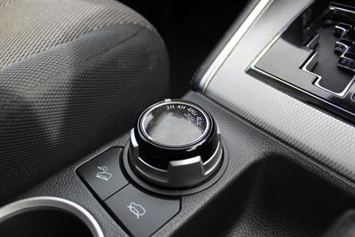 2020 Mitsubishi Triton - Thumbnail