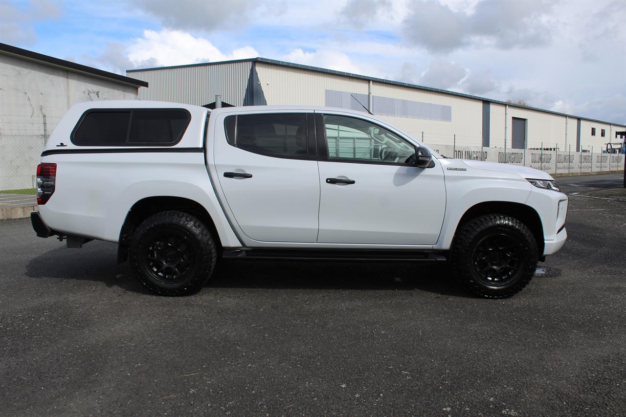 2020 Mitsubishi Triton