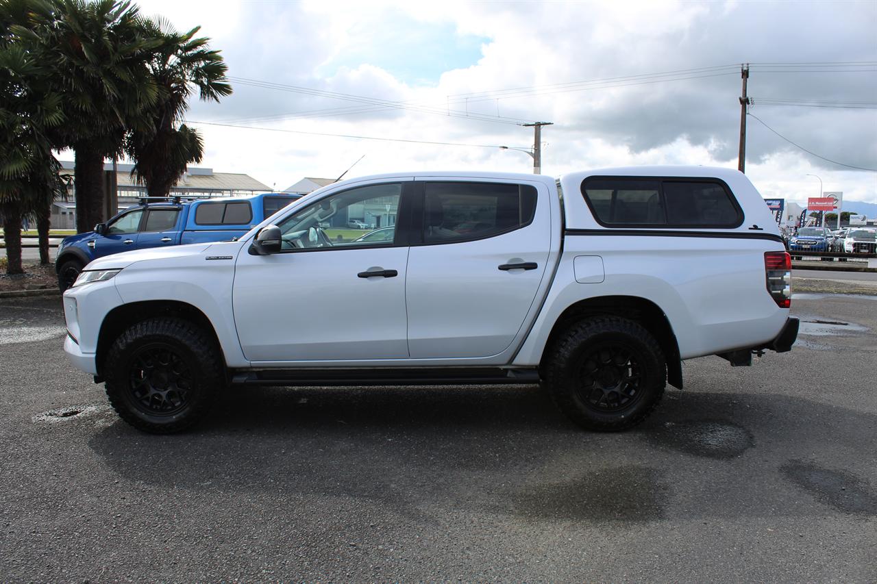 2020 Mitsubishi Triton