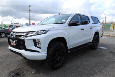 2020 Mitsubishi Triton - Thumbnail