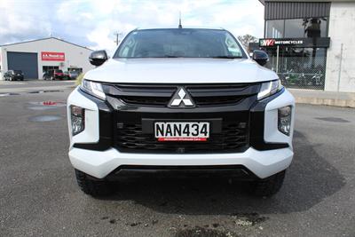 2020 Mitsubishi Triton - Thumbnail