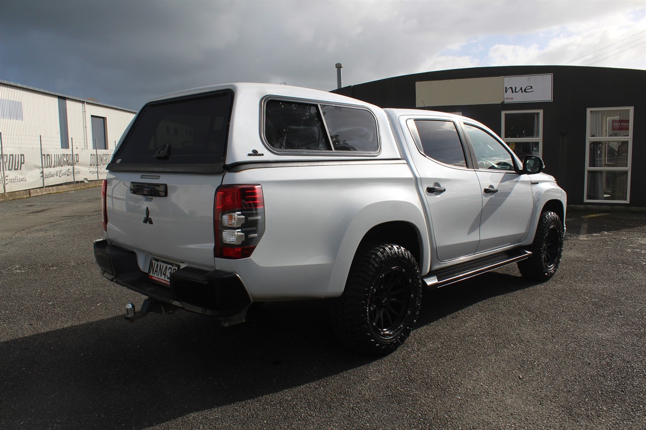 2020 Mitsubishi Triton