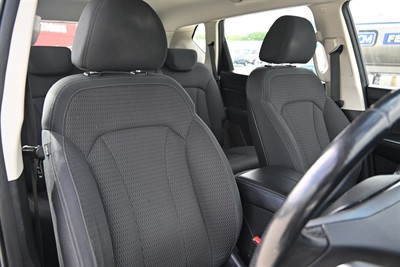 2019 Ssangyong Rexton - Thumbnail