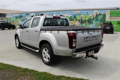 2018 Isuzu D-Max - Thumbnail