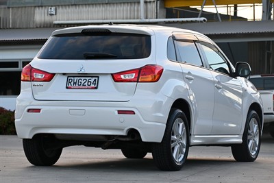 2012 Mitsubishi RVR - Thumbnail