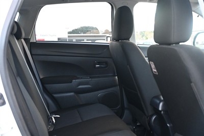2012 Mitsubishi RVR - Thumbnail