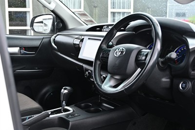 2018 Toyota Hilux - Thumbnail
