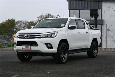 2018 Toyota Hilux - Thumbnail