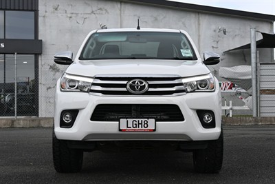 2018 Toyota Hilux - Thumbnail