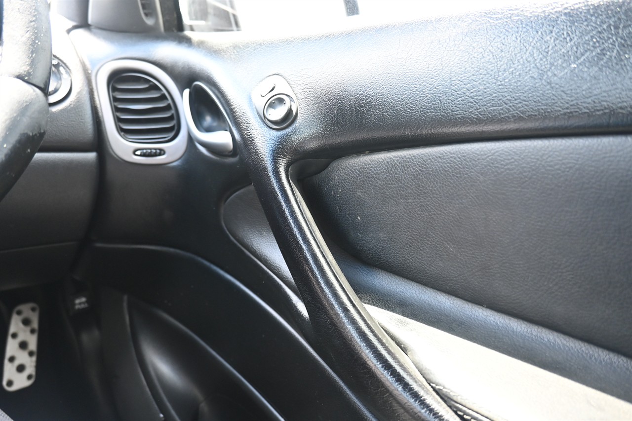 2005 Holden Commodore