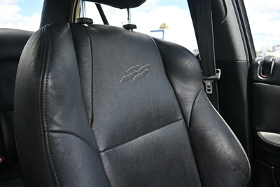 2005 Holden Commodore - Thumbnail