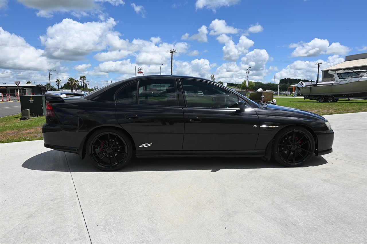 2005 Holden Commodore